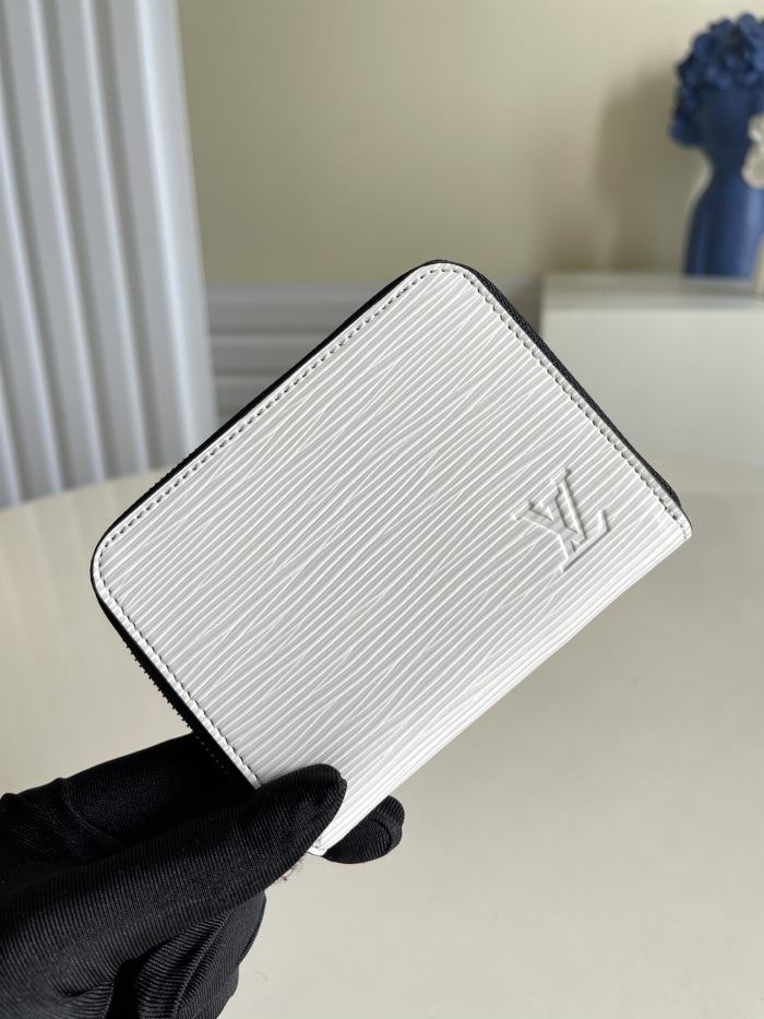 Louis Vuitton Wallet 11*8.5*2 cm