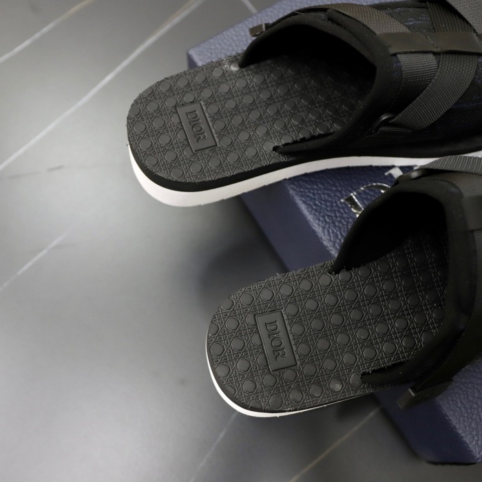 Dior Alpha Slippers Size 39-45  2-Color