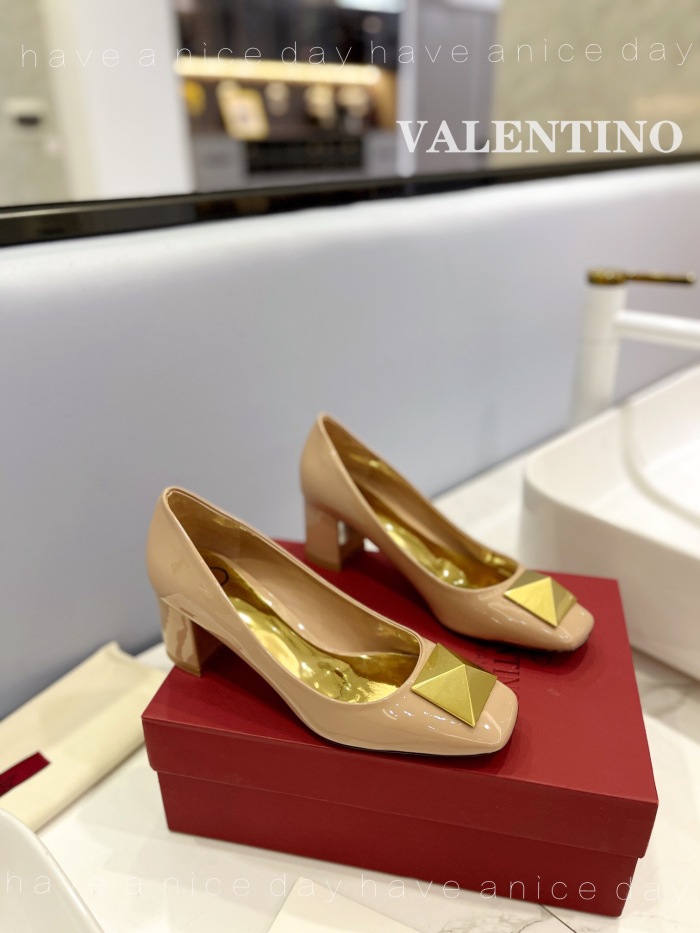 Valentino One Stud Patent Leather Pumps Size 35-41 4-Color