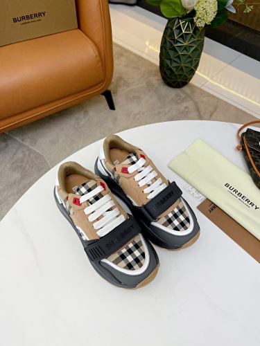 Burberry Sneaker Size 36-46