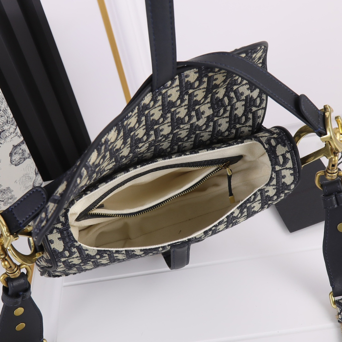 Dior Saddle Bags With Strap for Women Size 25.5*20*6.5cm