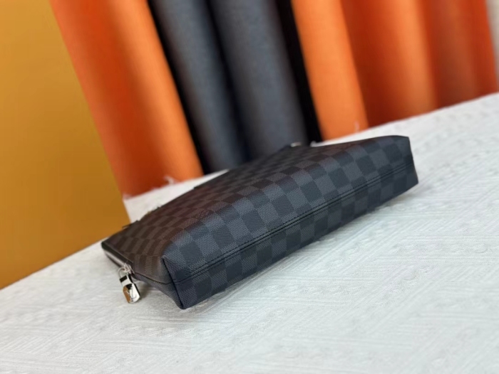 Louis Vuitton New Pouch Damier Graphite  Clutch Bags Size 21*27*5cm