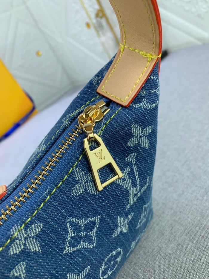Louis Vuitton M82949 Hills Pochette Monogram Denim Denim Cowboy  Shoulder Bags Size 20.5*6*16cm