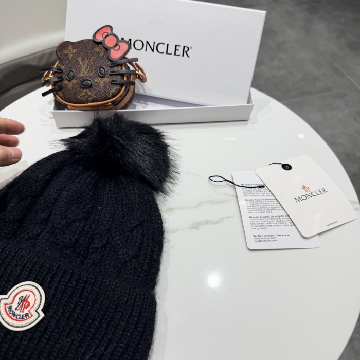 Moncler Knitted Hat