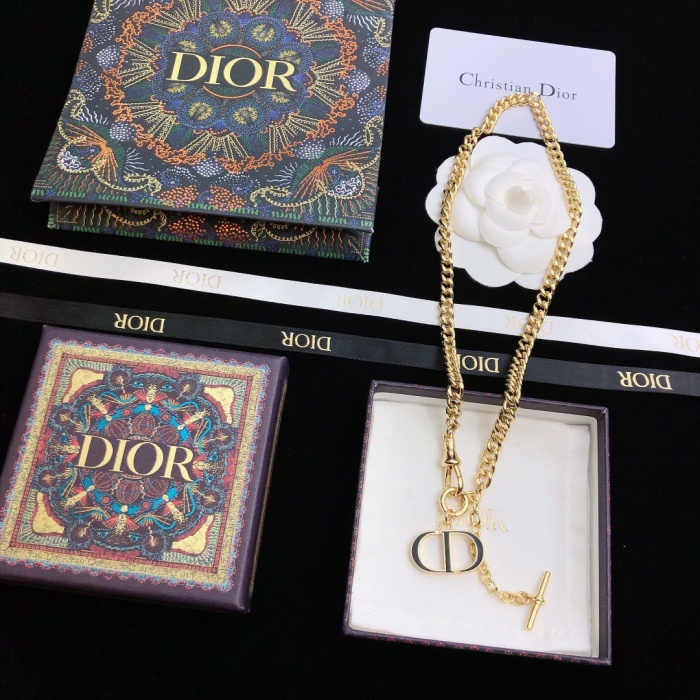 Dior Necklace