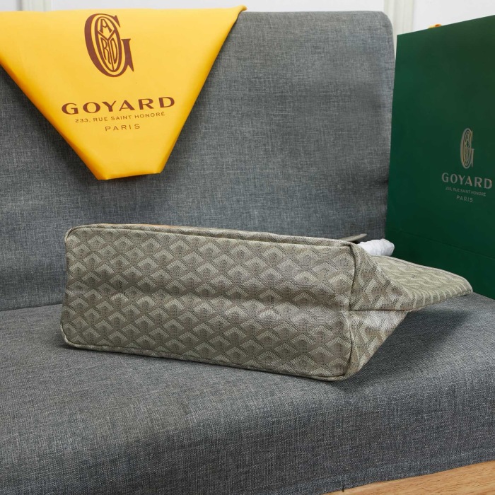 Goyard Saint Louis Shopping Bags 2-Size