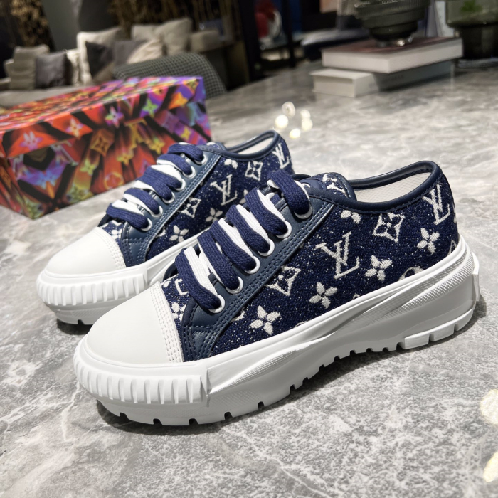 Louis Vuitton Squad Low Top Sneaker Size 35-40  2-Color