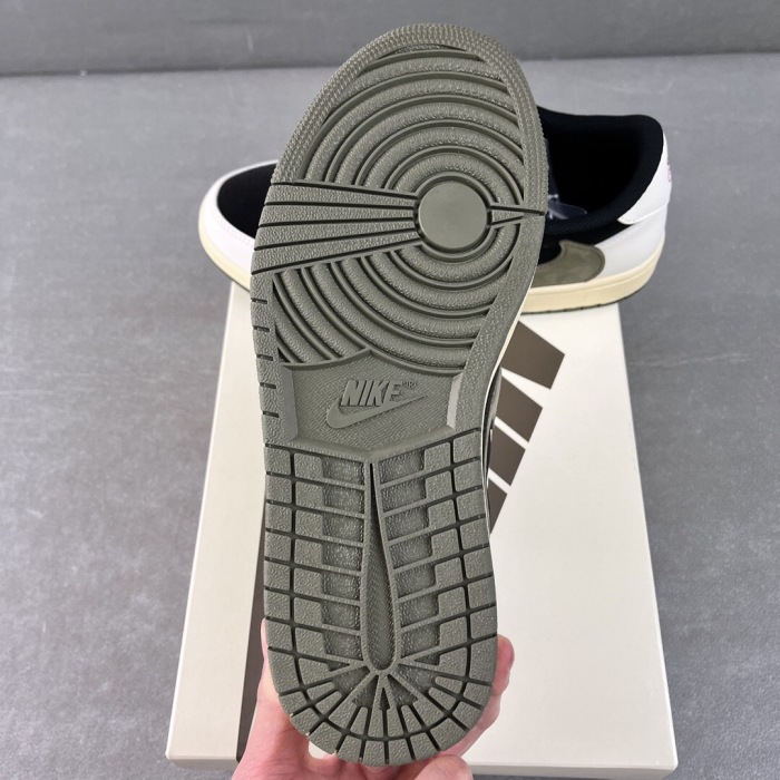 Nike Air Jordan 1 x Travis Scott Low Top Sneaker Shoes Gr. 36-46