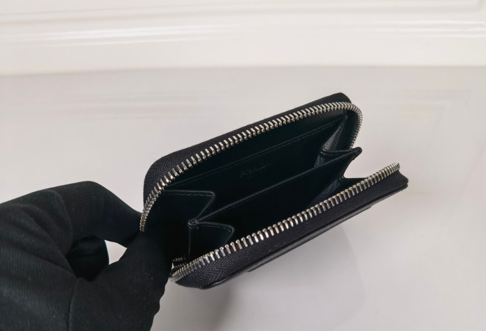 Prada Card Holder Size 11*8cm