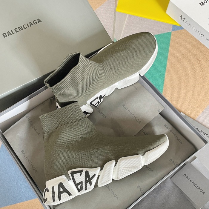 Balenciaga Speed 2.0 Graffiti Sneaker Size 35-45  5-Color