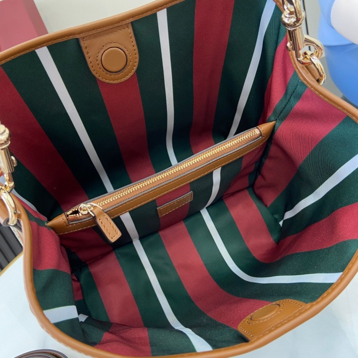 Gucci GG Emblem Women Shoulder Bags Size 25*25*15.5cm