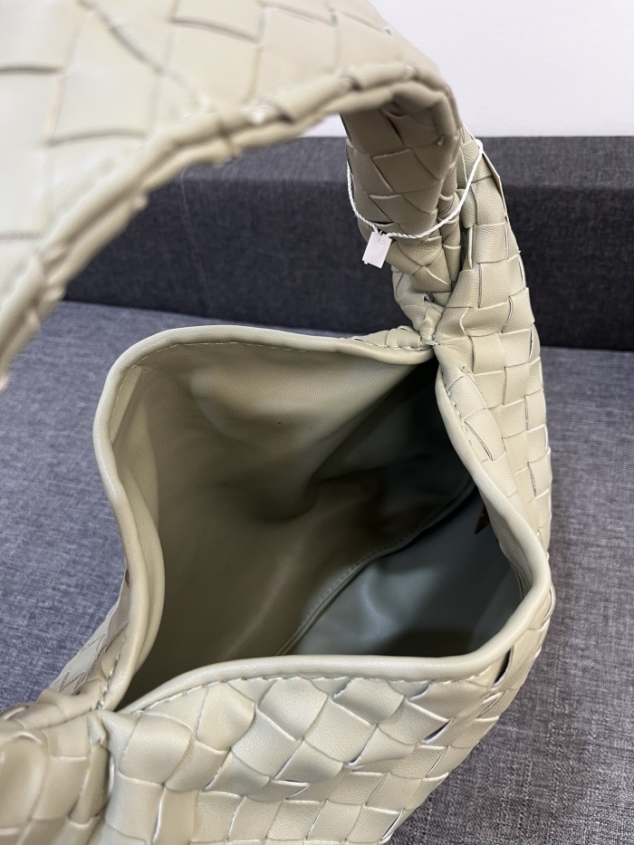 Bottega Veneta HO Shoulder Bags 40*24cm