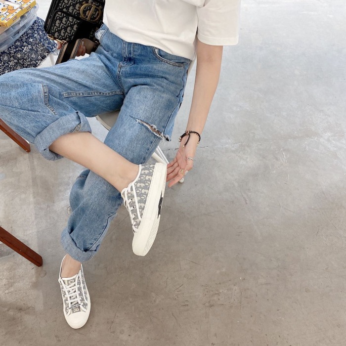 Dior Walk'N'Dior Oblique Sneaker Size 36-41