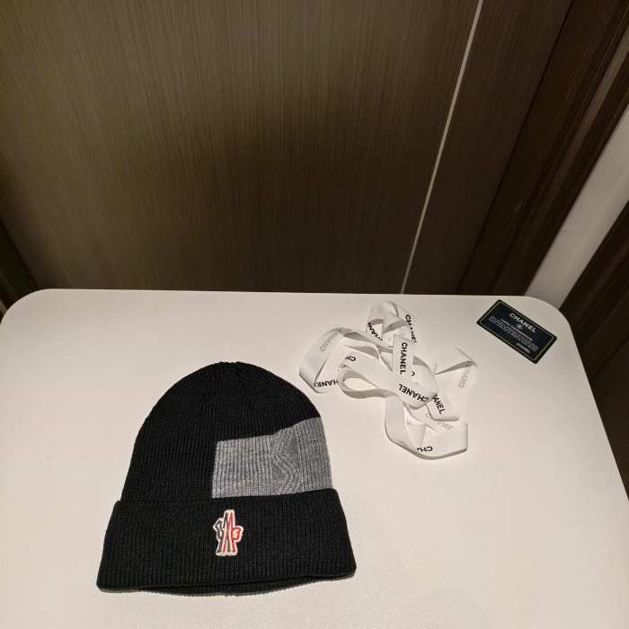 Moncler Knitted Hat