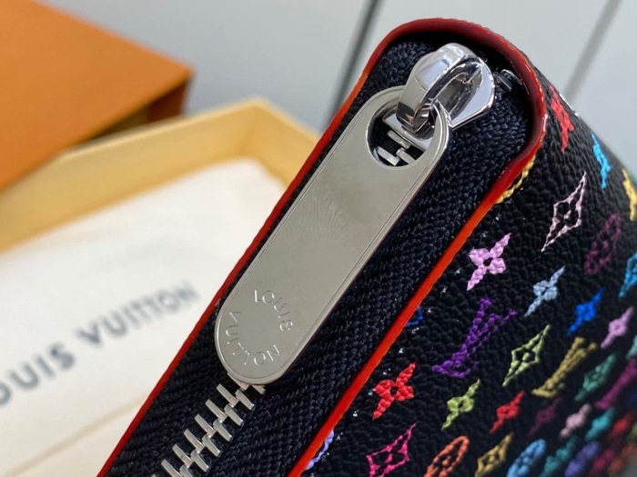 Louis Vuitton Women Wallet M13992 19.5*10.5*2.5cm