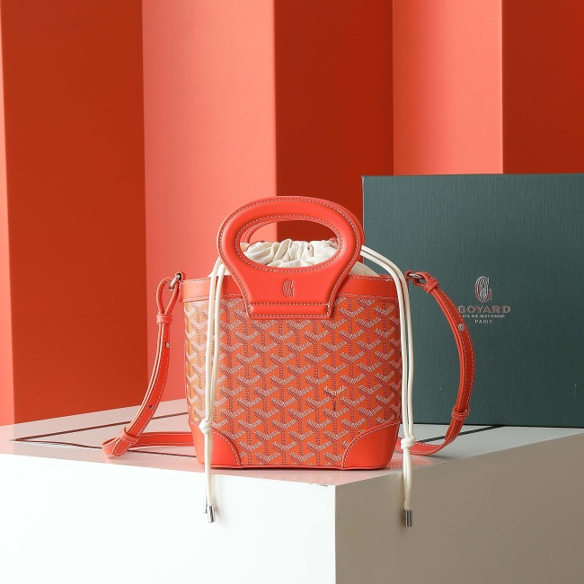 Goyard Beluga Shoulder Bags Size 23*18.5*8cm