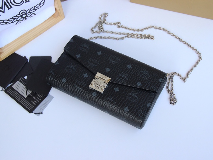 MCM Women Shoulder Bags 23.5*14*5cm