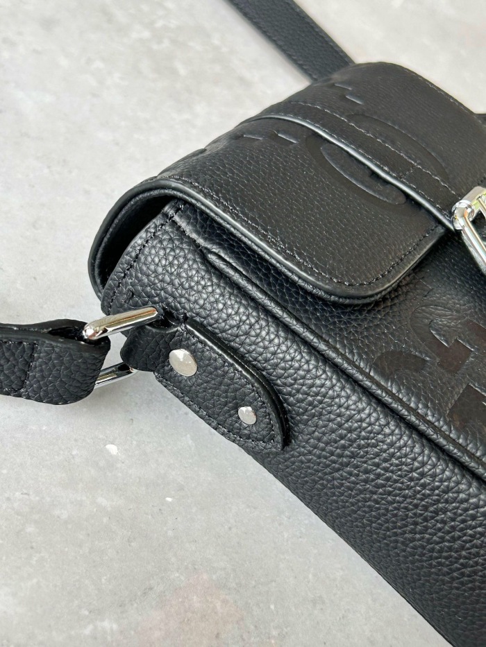 Gucci Kleine Mit Jumbo GG Shoulder Bags Size 14.5*18.5*4.5cm