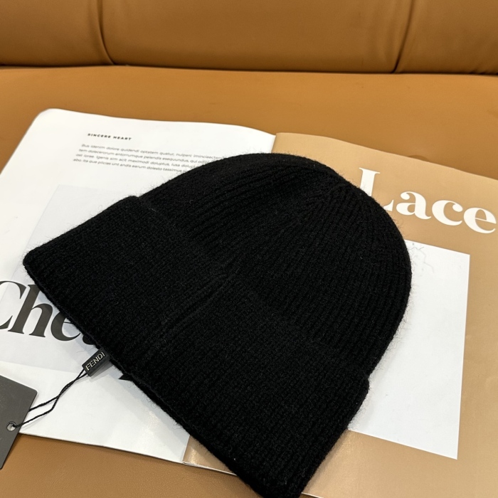 Fendi Knitted Hat