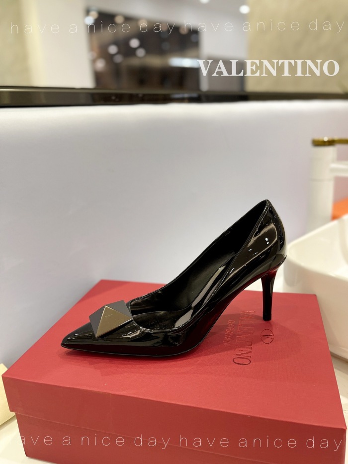 Valentino One Stud Patent Leather Pumps Size 35-41 4-Color