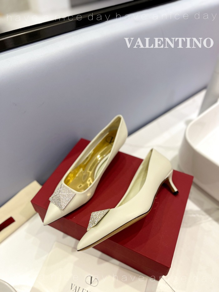 Valentino One Stud Patent Leather Pumps Size 35-41 3-Color