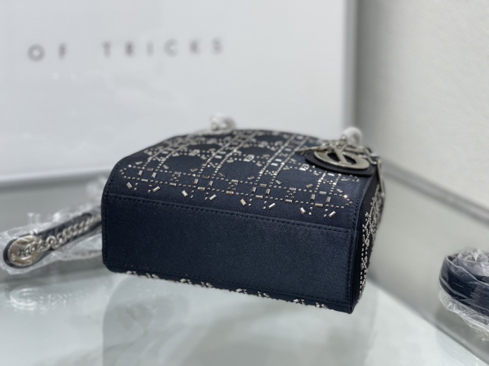 Dior Lady Women Shoulder Bags 17*15*7cm