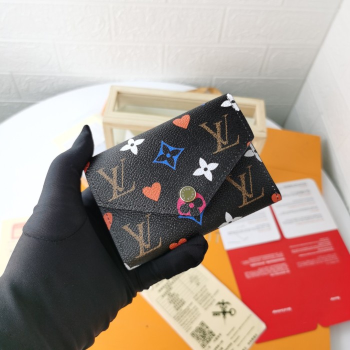 Louis Vuitton Wallet 12*2*9 cm