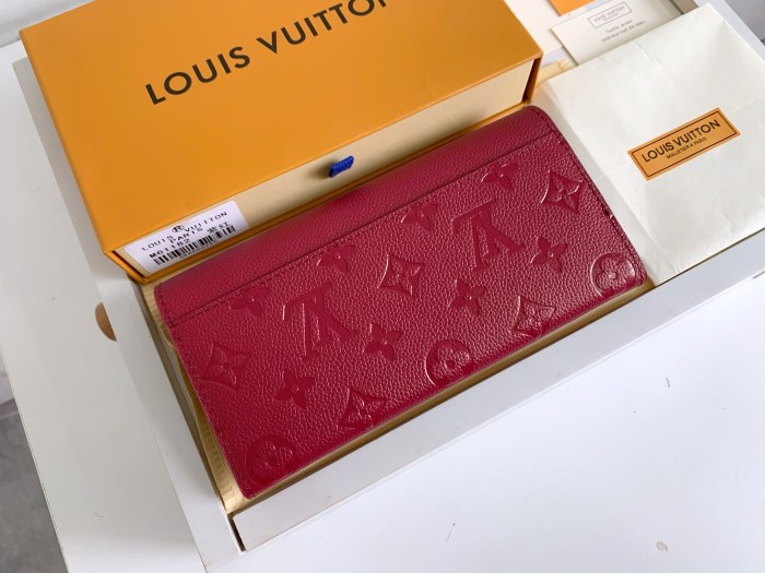 Louis Vuitton Wallet 19*10 cm