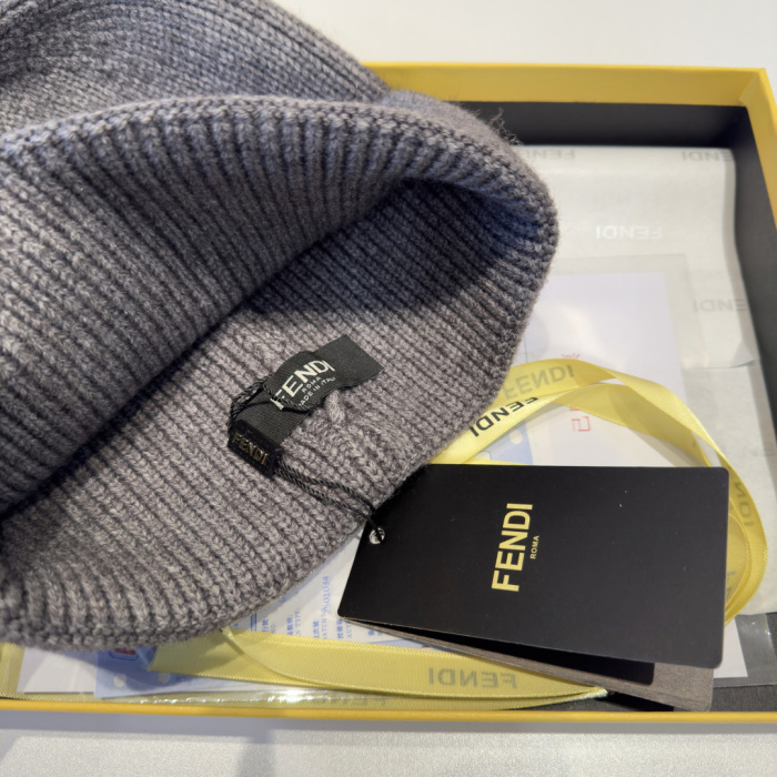 Fendi Knitted Hat