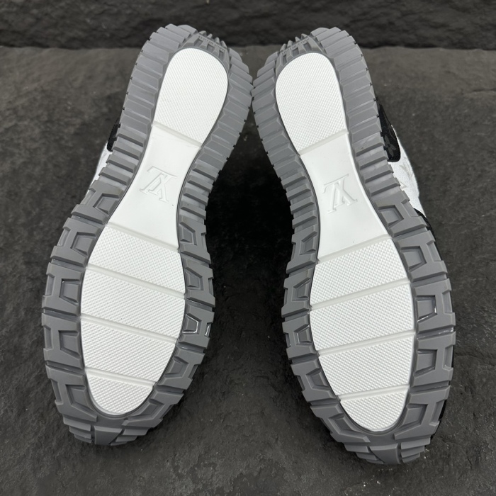 Louis Vuitton Run Away Sneaker For Men Size 39-46
