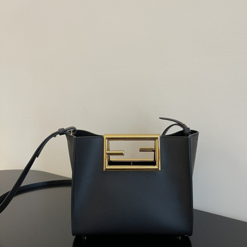 Fendi New Shoulder Bags 20*17*9cm