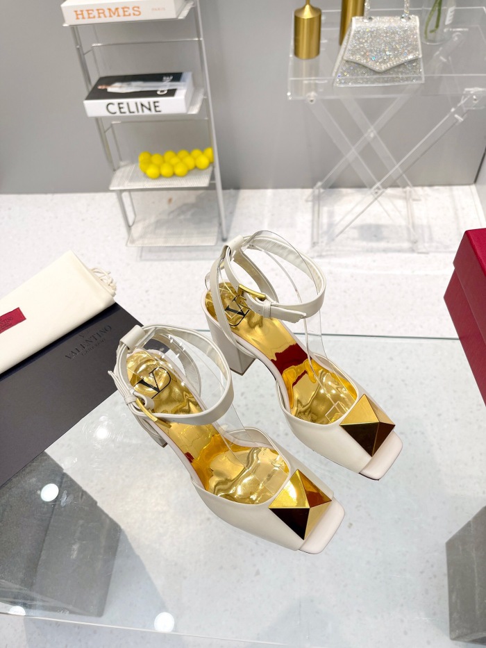 Valentino One Stud Calfskin Pumps Size 35-41 8-Color