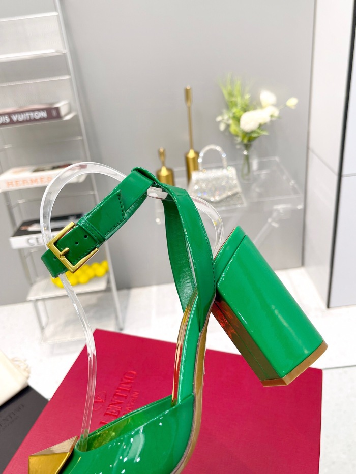 Valentino One Stud Calfskin Pumps Size 35-41 8-Color