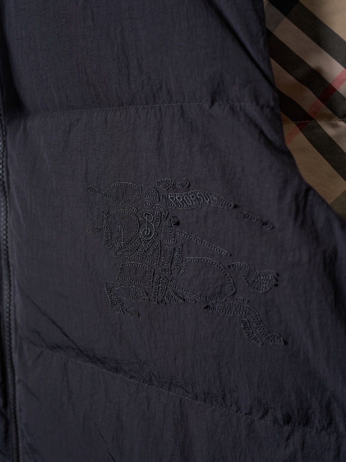 Burberry Unisex Winter Vest Size XS-XL