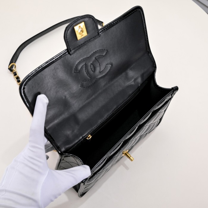 Chanel Chain Shoulder Bags Size 25*18*7cm