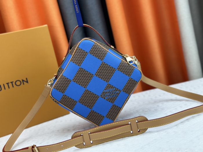 Louis Vuitton N40547 Shoulder Bags Size 20cm