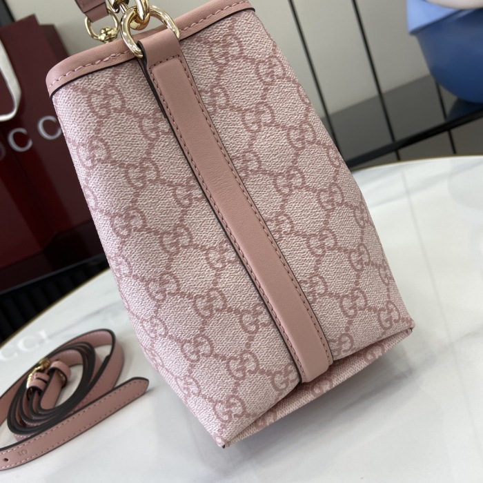 Gucci GG Emblem Women Shoulder Bags Size 20*18*11cm