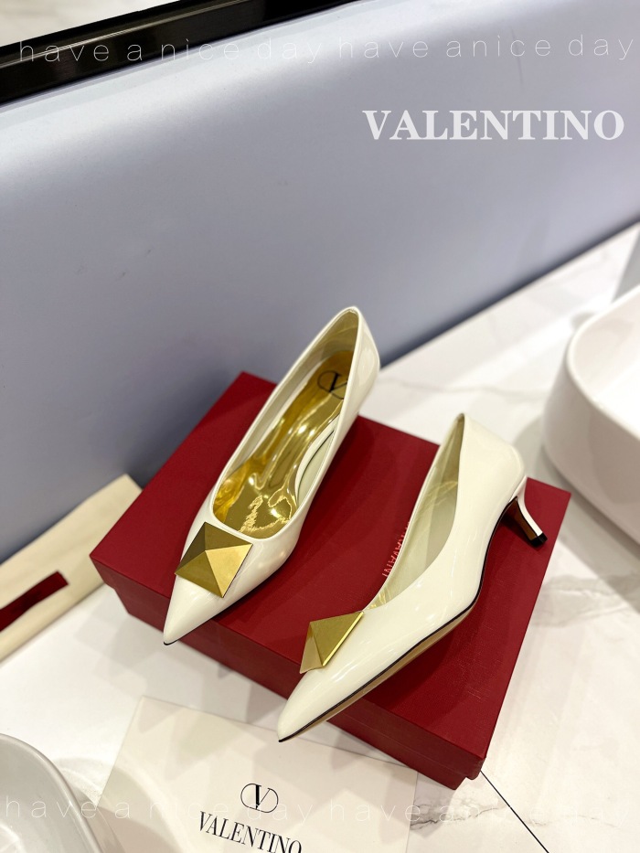 Valentino One Stud Patent Leather Pumps Size 35-41 4-Color