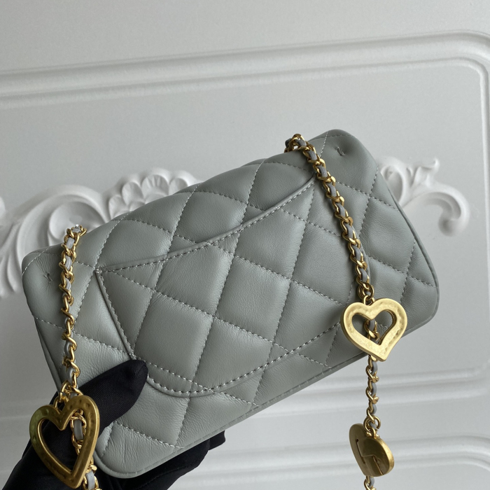 Chanel Chain Shoulder Bags Size 18cm 4-Color