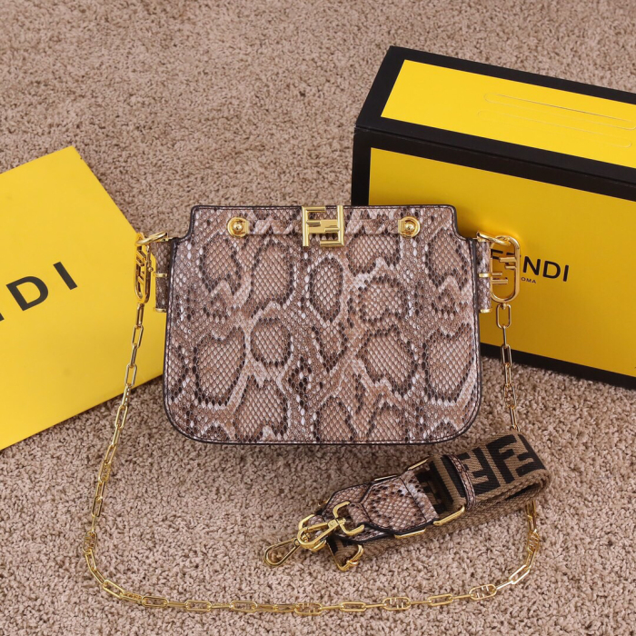 Fendi New Shoulder Bags 26.5*10*19cm