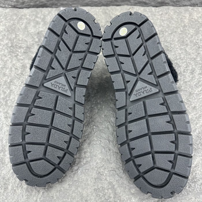 Prada 25ss Women Sneaker Size 36-41