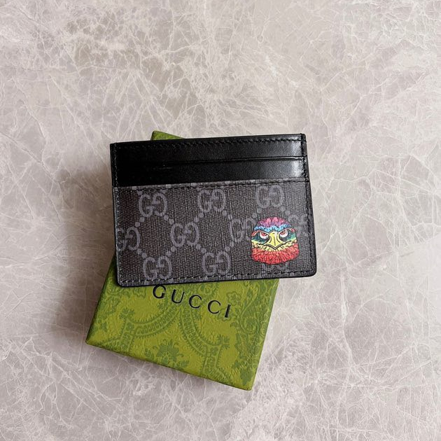 Gucci GG Kingsnake print GG Supreme card case Size 10*7cm Style: 451277