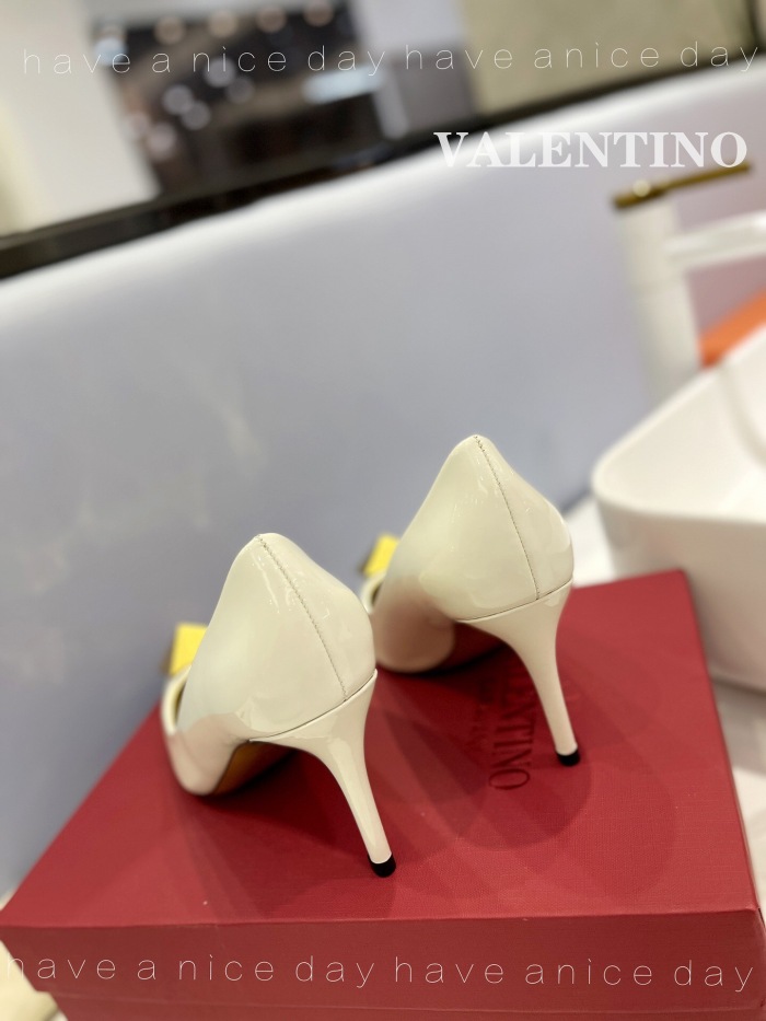 Valentino One Stud Patent Leather Pumps Size 35-41 4-Color