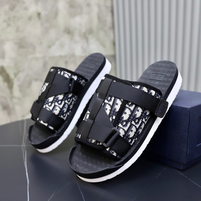 Dior Alpha Slippers Size 39-45  2-Color
