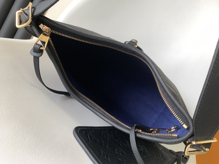Louis Vuitton M46288 CarryAll Women Bags Size 29*24*12cm