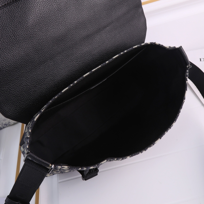 Dior Explorer Messenger Bags for Men Size 31*21*8cm