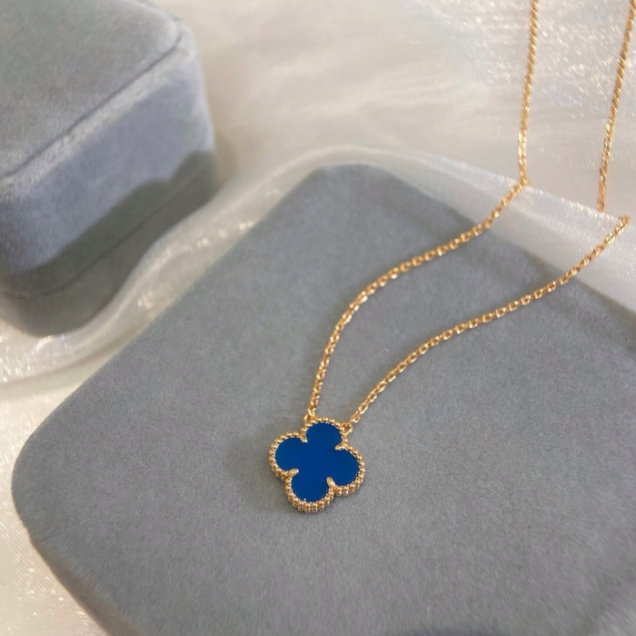 Van Cleef & Arpels Necklace 3-Color