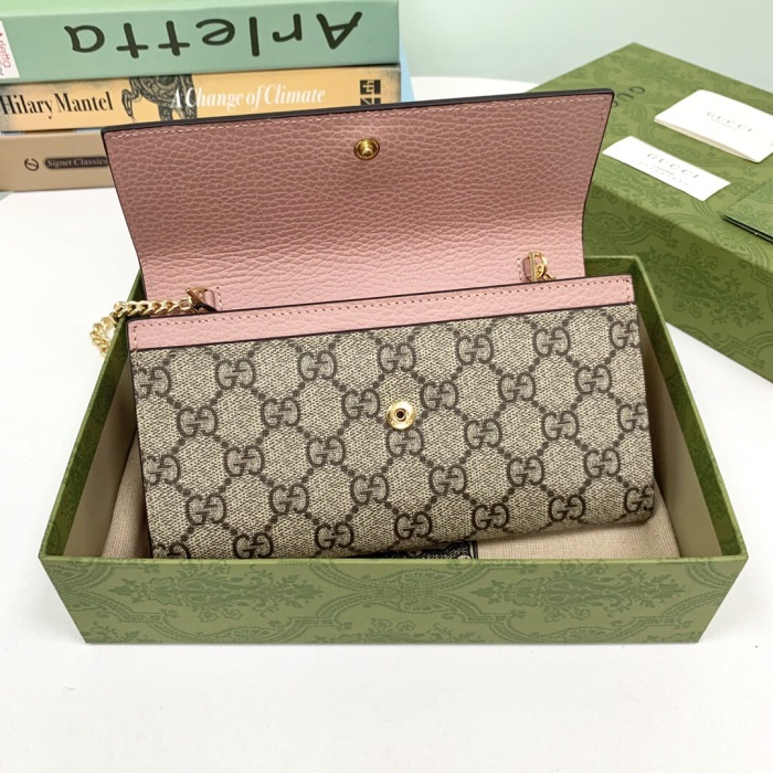 Gucci Chain Shoulder Bags Size 19*10*3cm