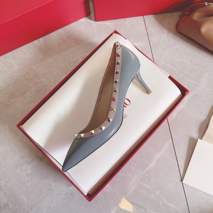 Valentino Rockstud Patent-Leather Pumps Size 35-41 8-Color