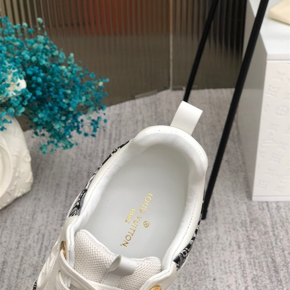 Louis Vuitton Run Away Sneaker For Women Size 36-41  4-Color